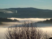Blick von St. Mrgen zum Feldberg ber das Nebelmeer im Herbst 2003. 